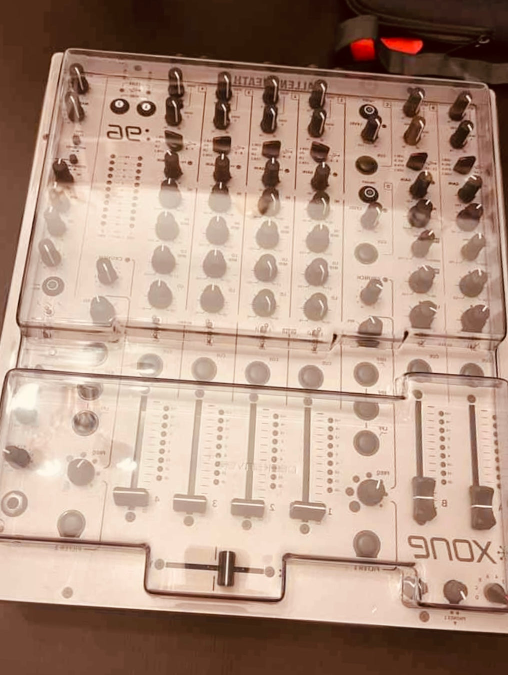 (Superbe état) A&H Xone:96 – Table de mixage DJ analogique professionnelle