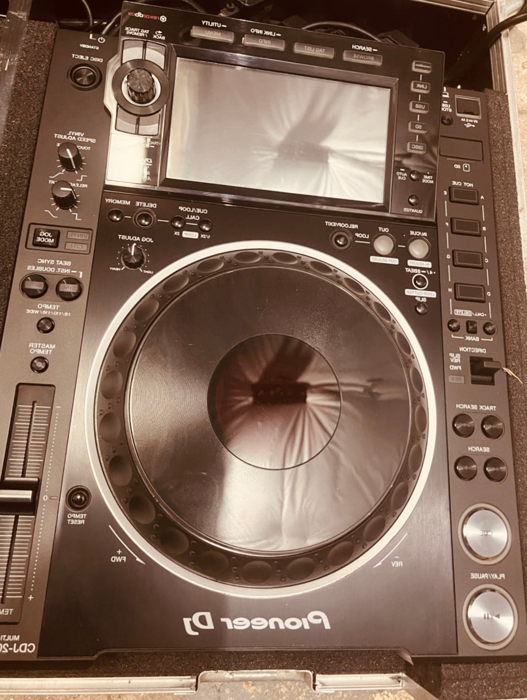 (Excellent état) Pack Setup Pro – 2x CDJ-2000NXS2 + DJM-900NXS2 + Flight Case