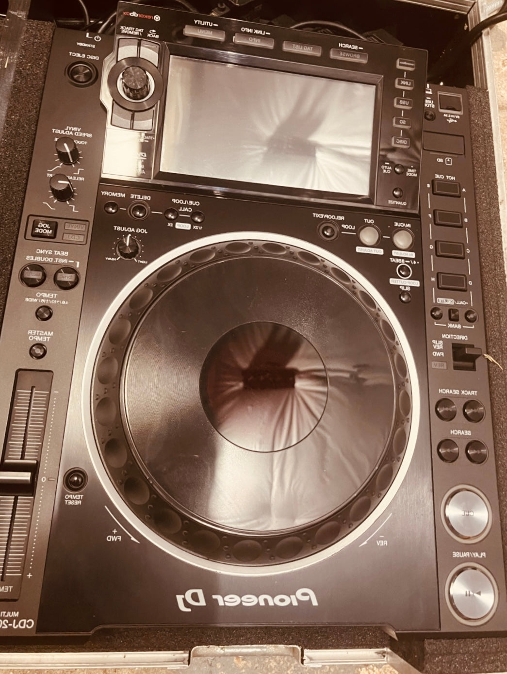 (Excellent état) Pack Setup Pro – 2x CDJ-2000NXS2 + DJM-900NXS2 + Flight Case